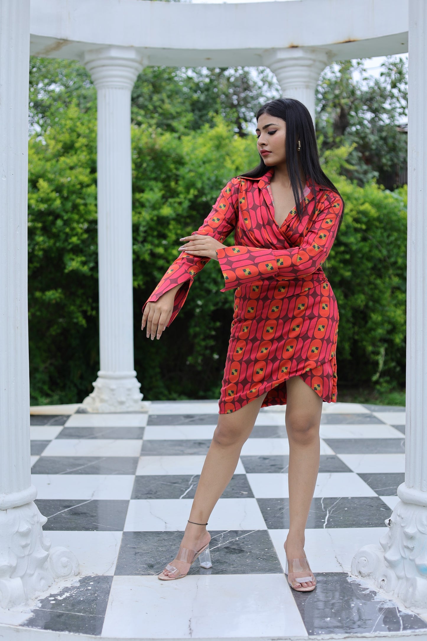 Retro Print Mini Dress with Long Cut Sleeves and Collar Neck