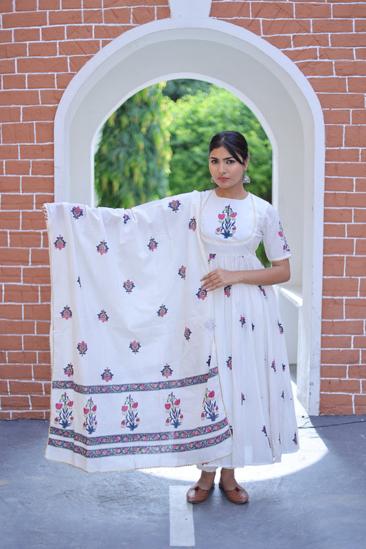 White Handblock Printed Cotton Suit Set