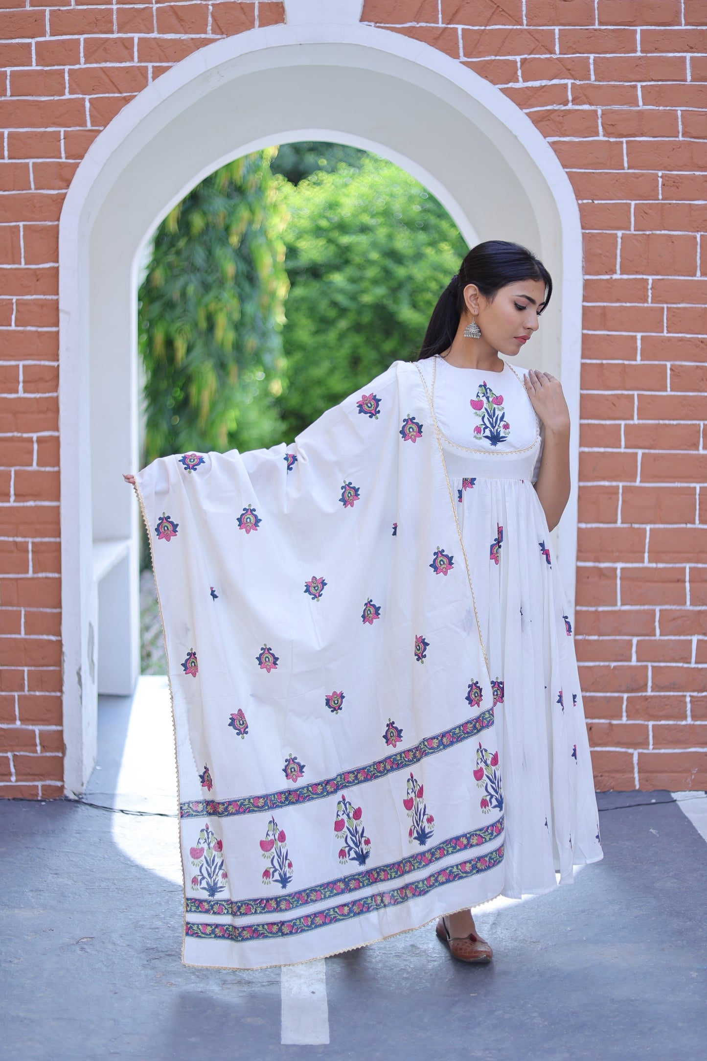 White Handblock Printed Cotton Suit Set