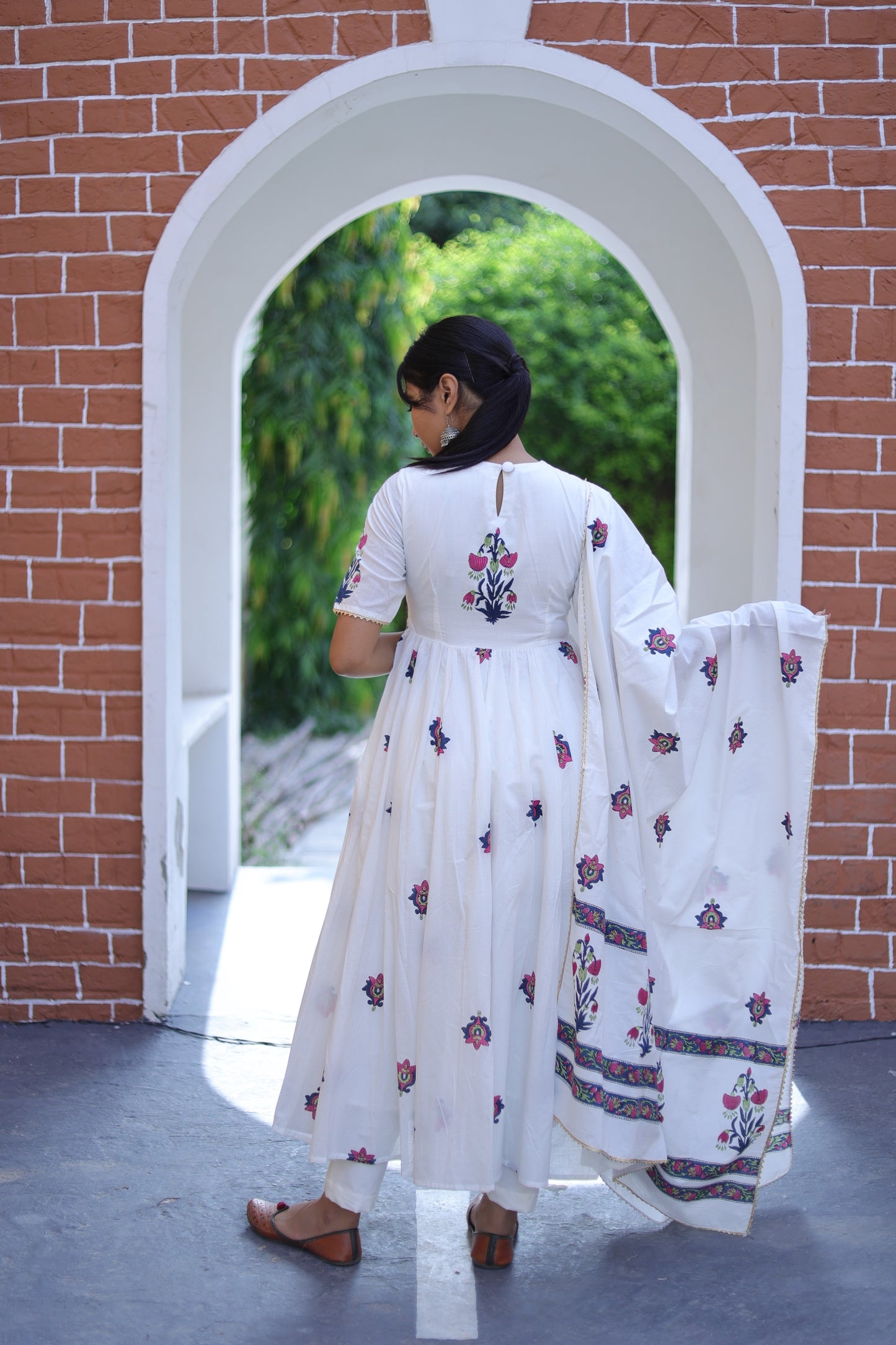 White Handblock Printed Cotton Suit Set