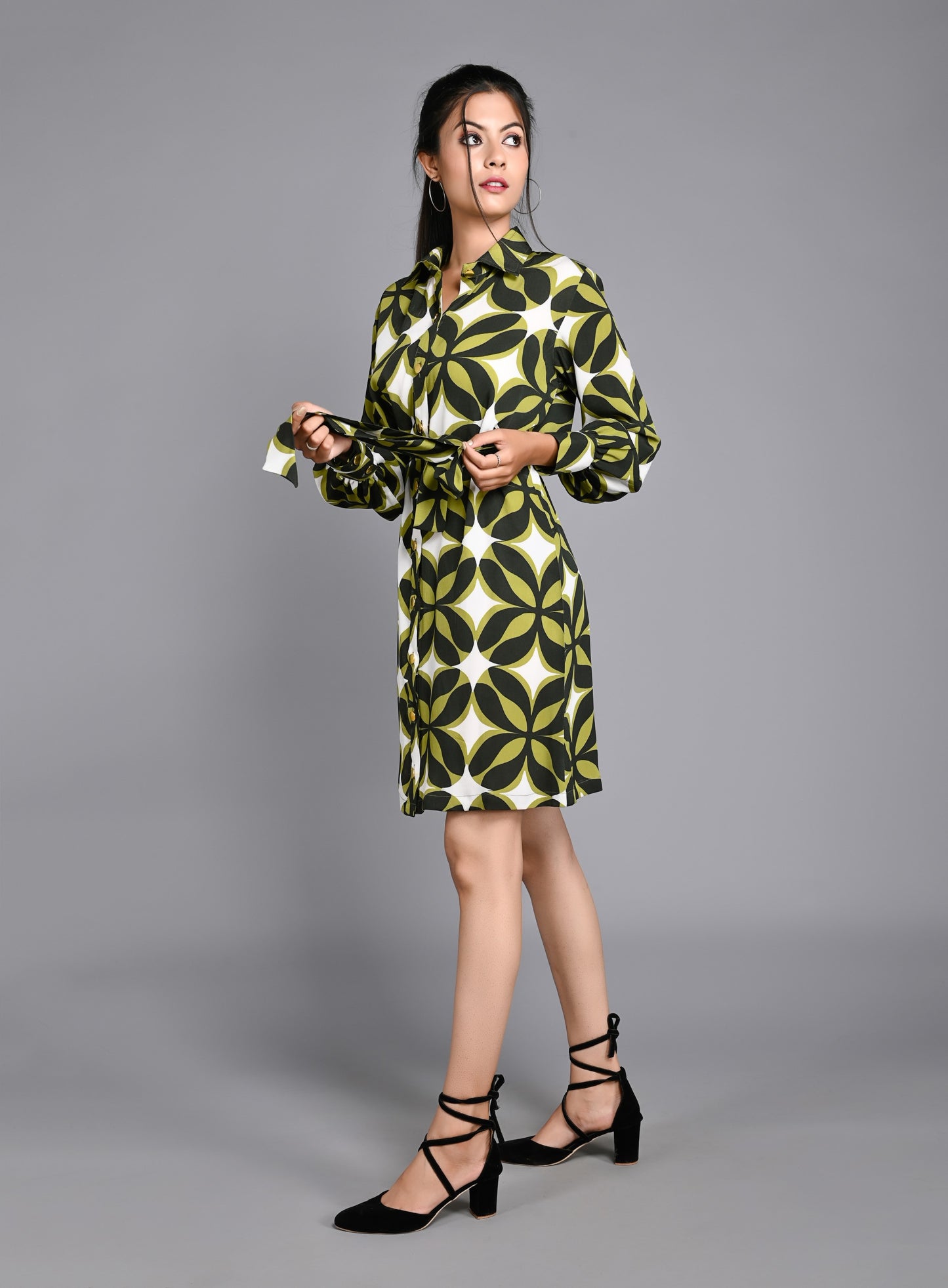 Printed Shirt Collar Dress With Belt